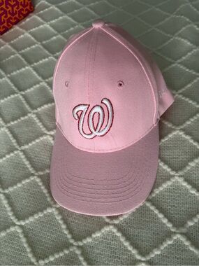 Washington Nationals pink baseball hat
